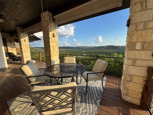 640 Casey LN, Wimberley, TX 78676