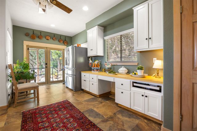 640 Casey LN, Wimberley, TX 78676