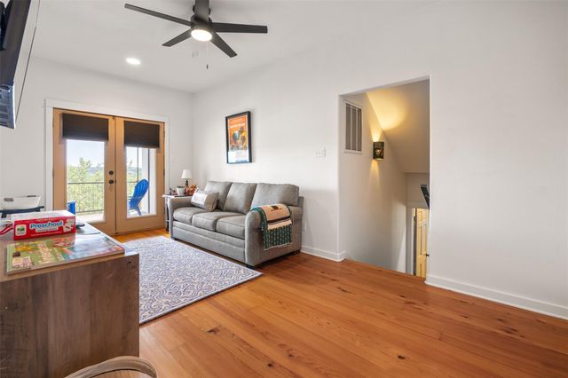 640 Casey LN, Wimberley, TX 78676