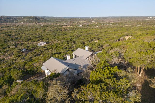 640 Casey LN, Wimberley, TX 78676