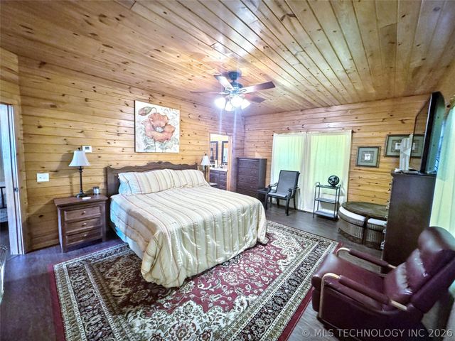 33473 Hwy 82, Cookson, OK 74427