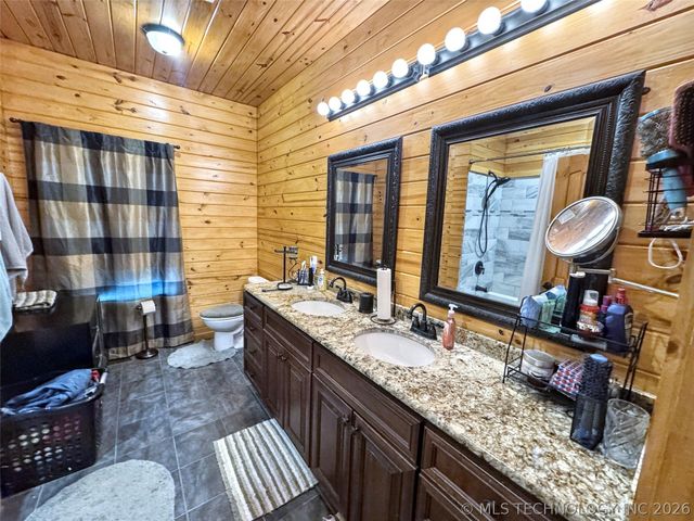 33473 Hwy 82, Cookson, OK 74427