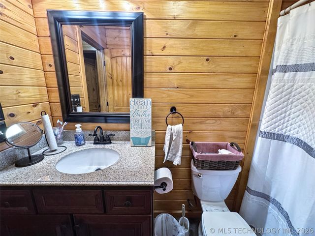 33473 Hwy 82, Cookson, OK 74427