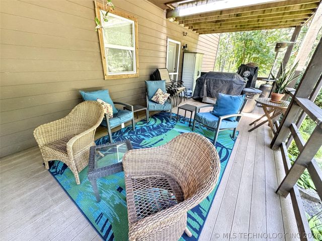 33473 Hwy 82, Cookson, OK 74427