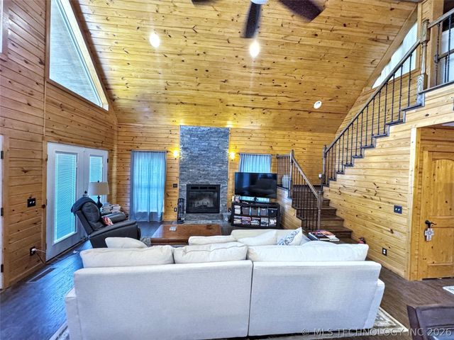 33473 Hwy 82, Cookson, OK 74427