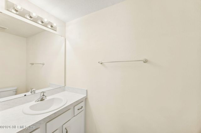 86440 SHORTLINE Circle, Yulee, FL 32097