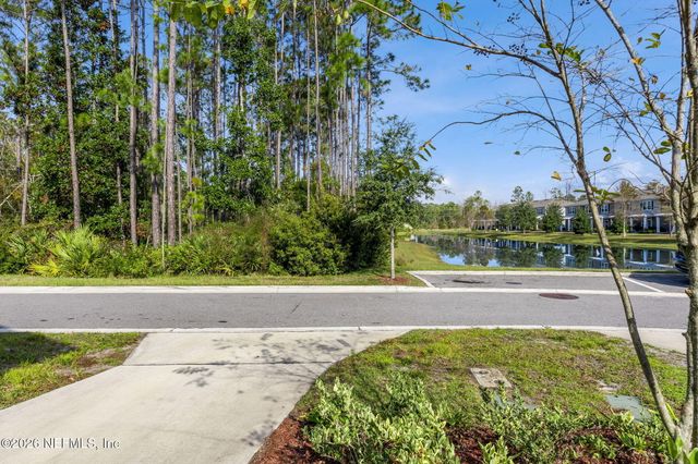 86440 SHORTLINE Circle, Yulee, FL 32097