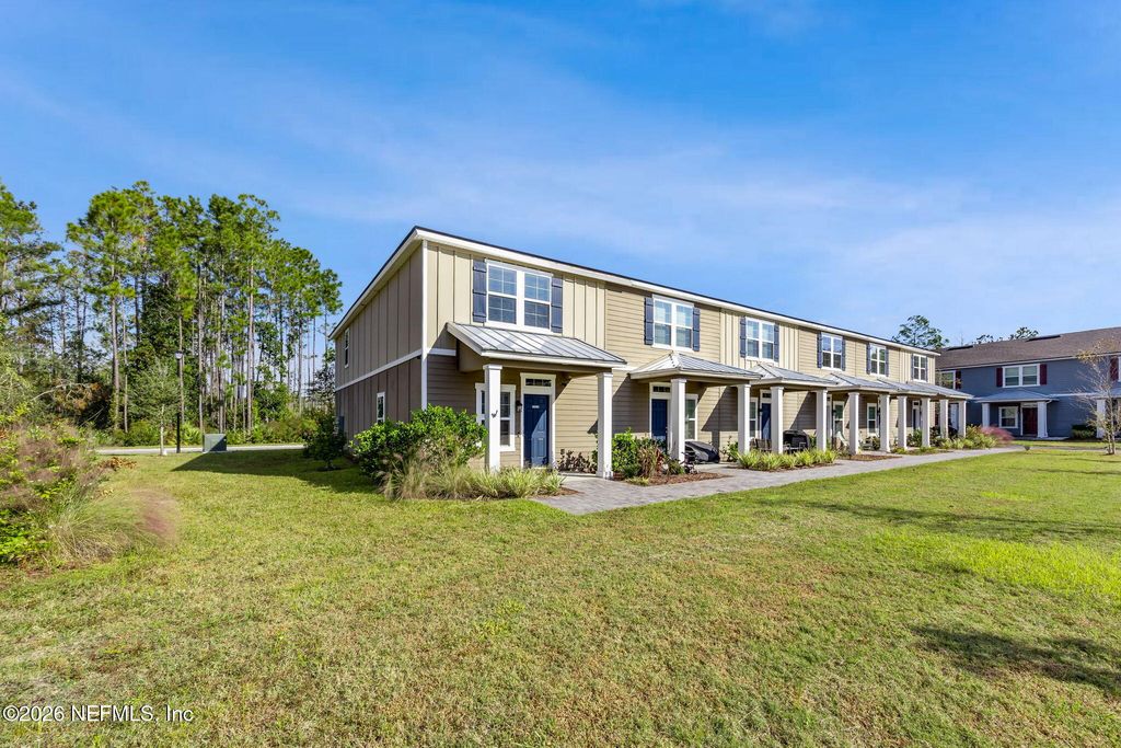 86440 SHORTLINE Circle, Yulee, FL 32097