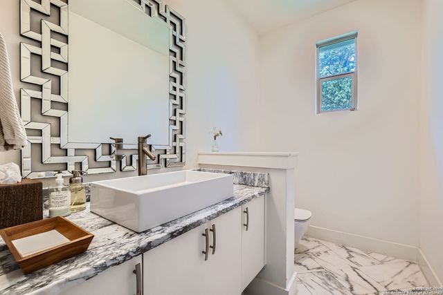 7 Saxby, San Antonio, TX 78257