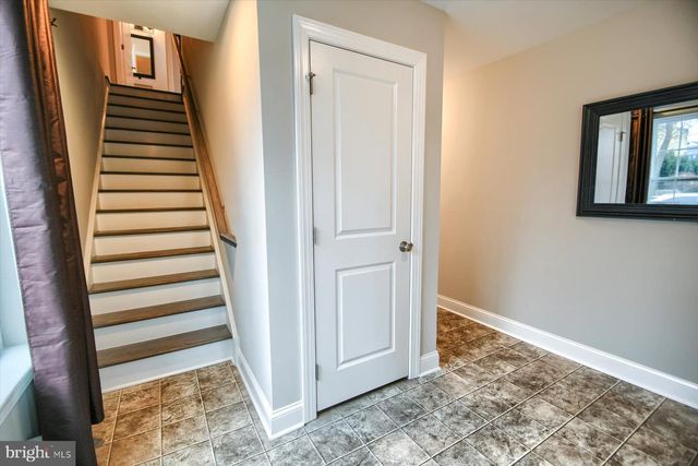 39 N MITCHELL AVE, Lansdale, PA 19446