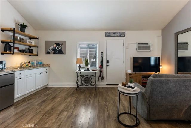 5802 Tobias, Sherman Oaks, CA 91411
