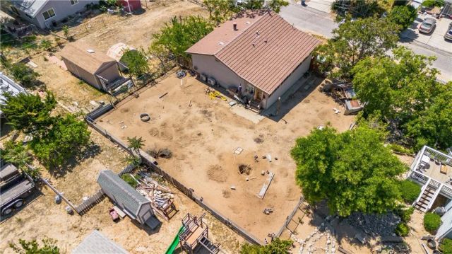 14971 Sunnydale, Lake Hughes, CA 93532
