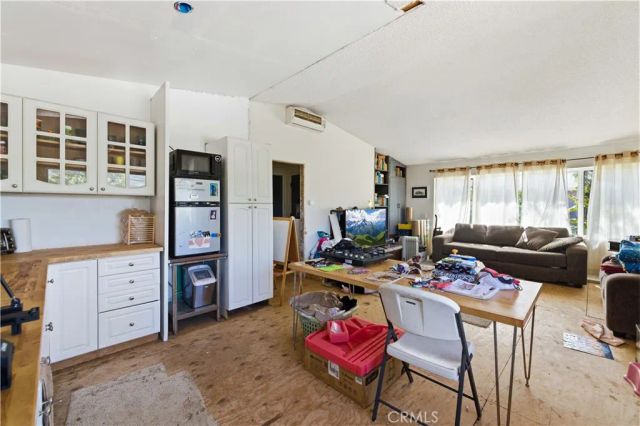14971 Sunnydale, Lake Hughes, CA 93532