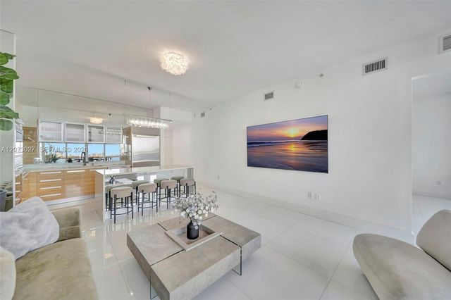 2020 N Bayshore Drive 708, Miami, FL 33137