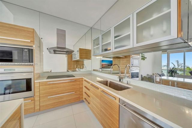 2020 N Bayshore Drive 708, Miami, FL 33137