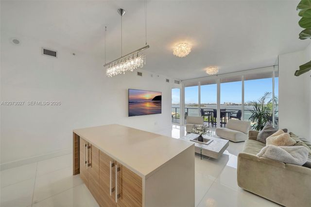 2020 N Bayshore Drive 708, Miami, FL 33137