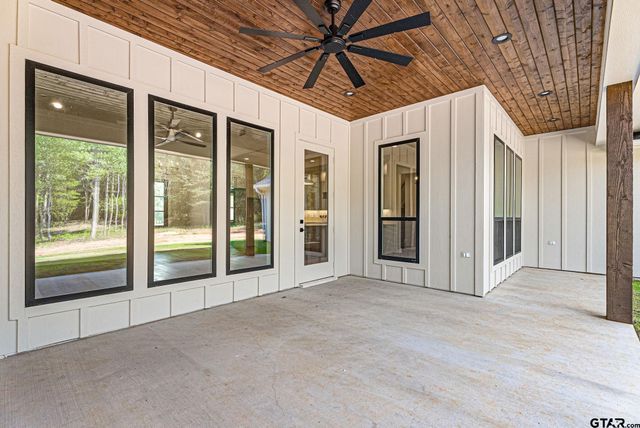 23584 FM 1995, Lindale, TX 75771