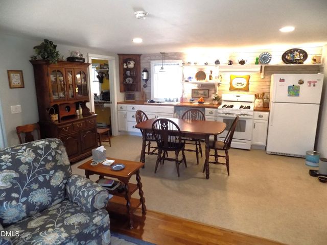 15 Full Circle, Spring Hope, NC 27882