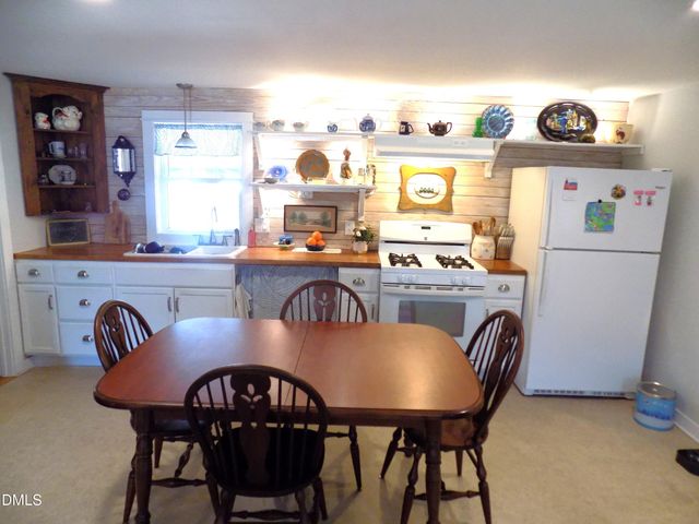 15 Full Circle, Spring Hope, NC 27882