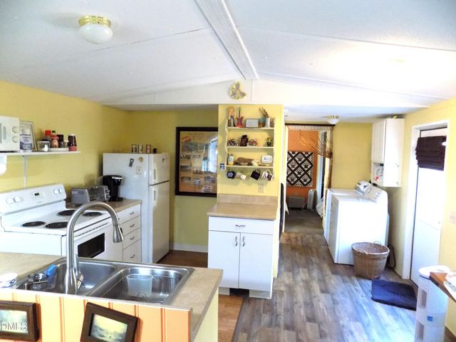 15 Full Circle, Spring Hope, NC 27882