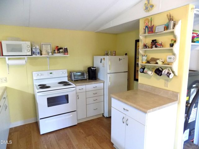 15 Full Circle, Spring Hope, NC 27882