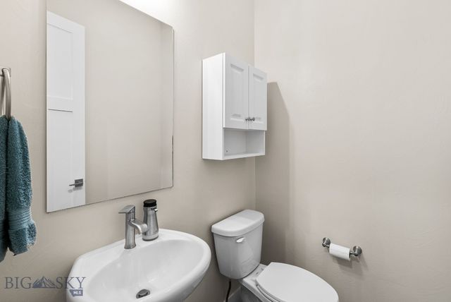 1604 Kit Carson Circle, Belgrade, MT 59714