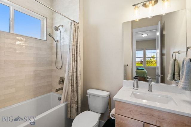 1604 Kit Carson Circle, Belgrade, MT 59714