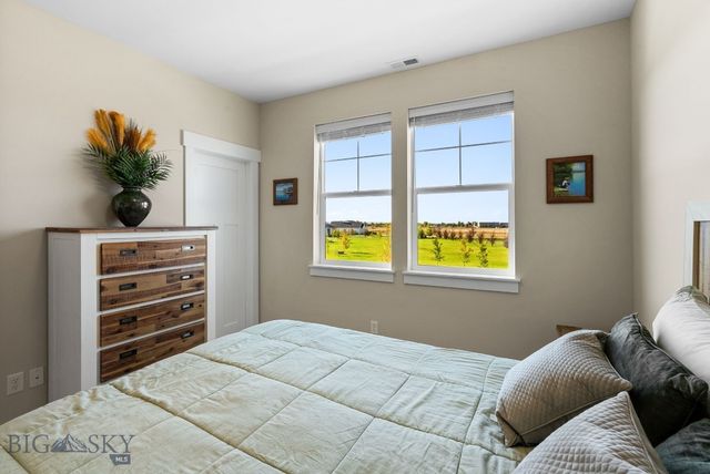 1604 Kit Carson Circle, Belgrade, MT 59714