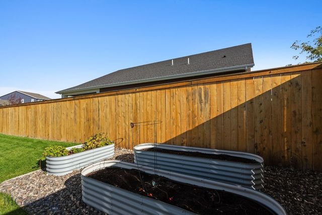 1604 Kit Carson Circle, Belgrade, MT 59714