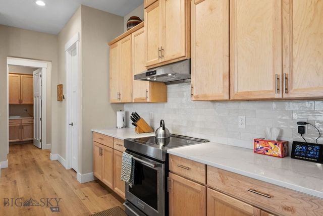 1604 Kit Carson Circle, Belgrade, MT 59714