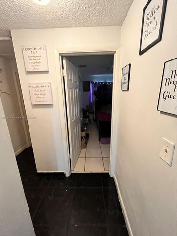 5652 Parke Ave, West Palm Beach, FL 33407
