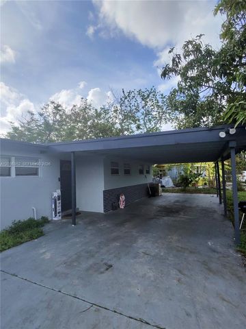 5652 Parke Ave, West Palm Beach, FL 33407