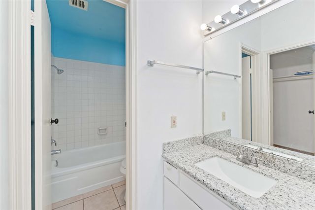 9707 Richmond Avenue 49, Houston, TX 77042