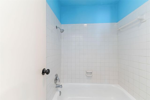 9707 Richmond Avenue 49, Houston, TX 77042