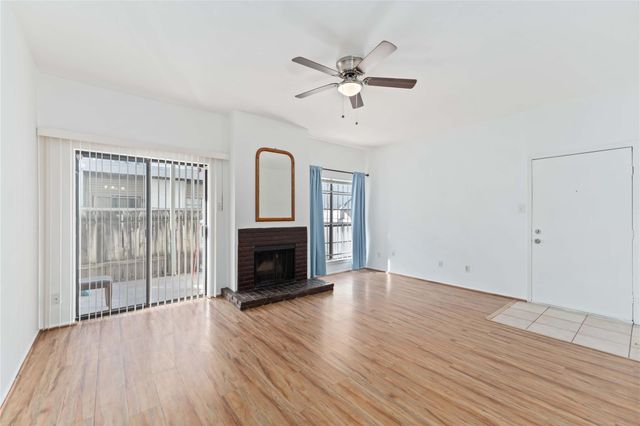 9707 Richmond Avenue 49, Houston, TX 77042