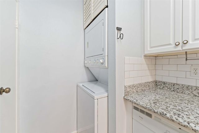 9707 Richmond Avenue 49, Houston, TX 77042