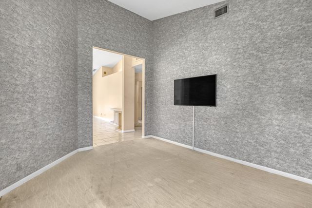 7744 Lexington Club Boulevard, Delray Beach, FL 33446