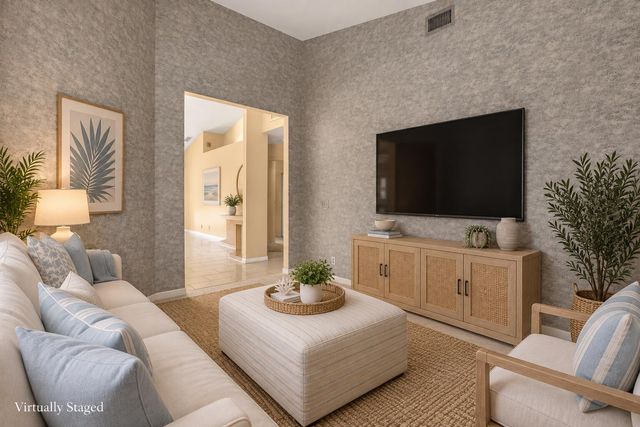 7744 Lexington Club Boulevard, Delray Beach, FL 33446
