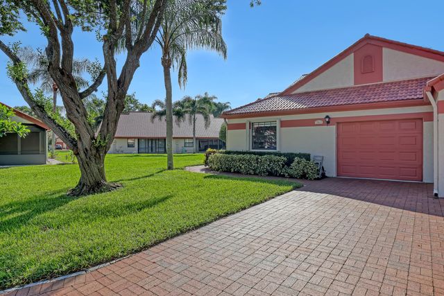 7744 Lexington Club Boulevard, Delray Beach, FL 33446