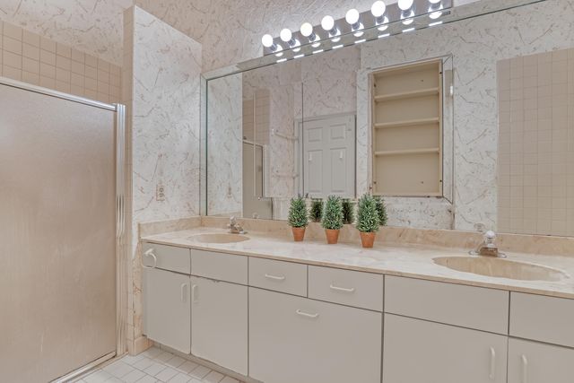 7744 Lexington Club Boulevard, Delray Beach, FL 33446