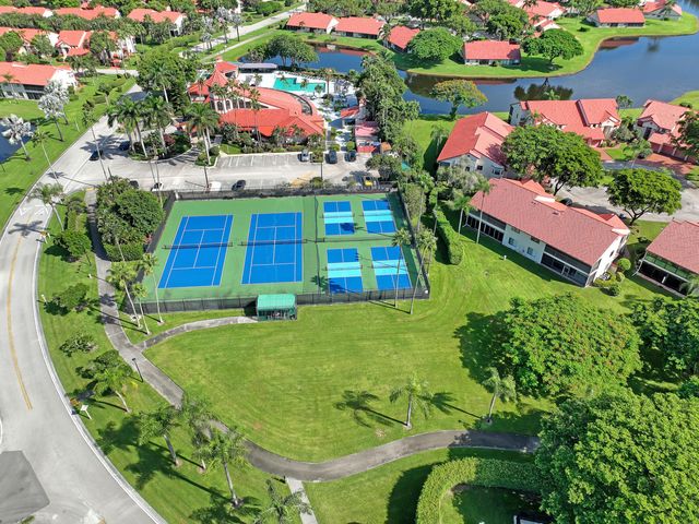 7744 Lexington Club Boulevard, Delray Beach, FL 33446