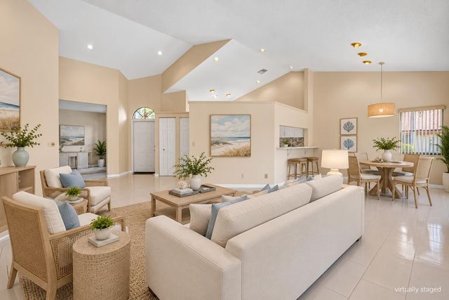 7744 Lexington Club Boulevard, Delray Beach, FL 33446