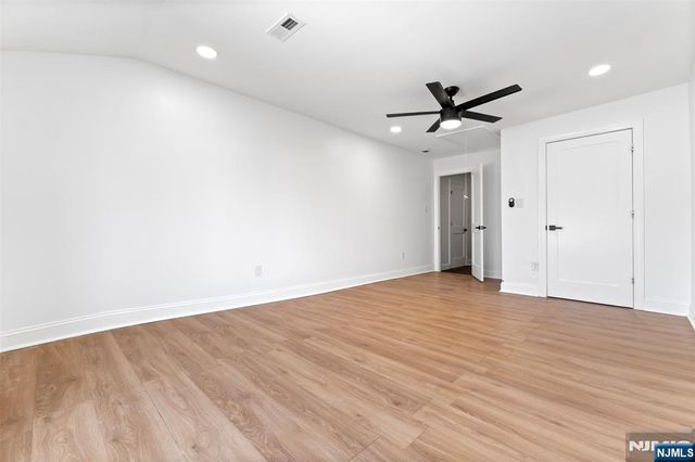 101 Bayberry Lane, Willingboro, NJ 08046