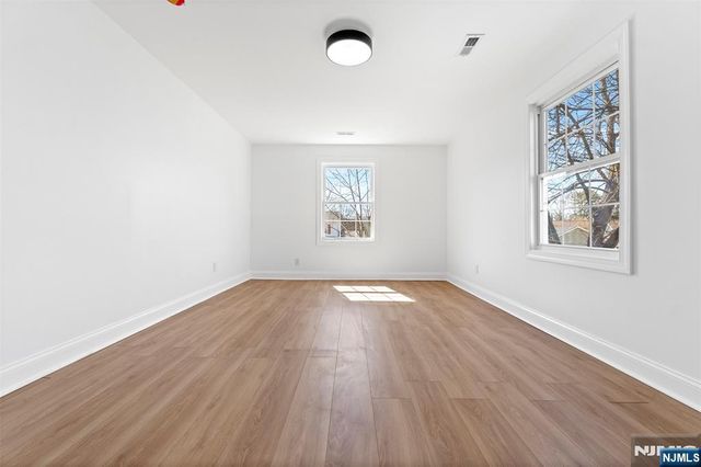 101 Bayberry Lane, Willingboro, NJ 08046
