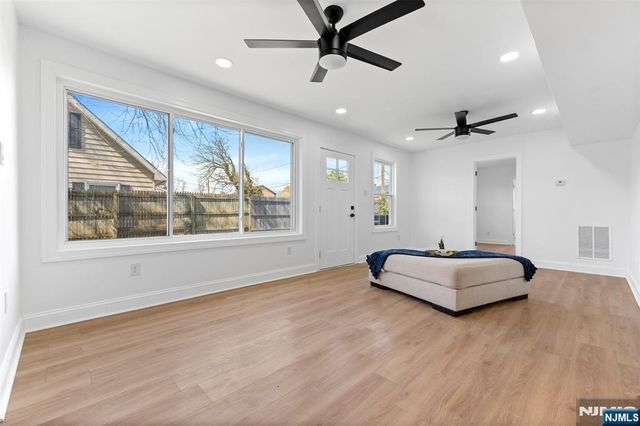 101 Bayberry Lane, Willingboro, NJ 08046