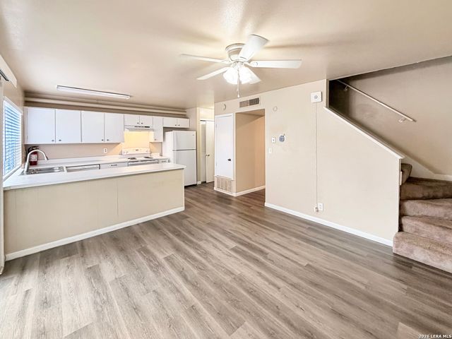 6612 SPRING MANOR, San Antonio, TX 78249