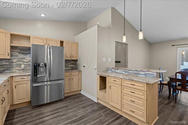 411 Rush Lake Road, Putnam Township, MI 48169