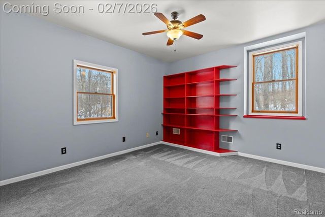 411 Rush Lake Road, Putnam Township, MI 48169