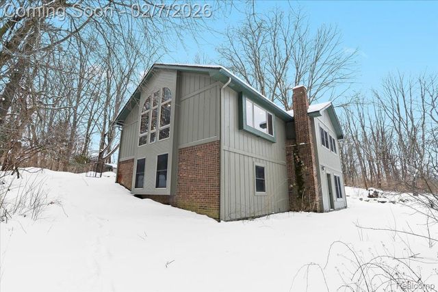 411 Rush Lake Road, Putnam Township, MI 48169