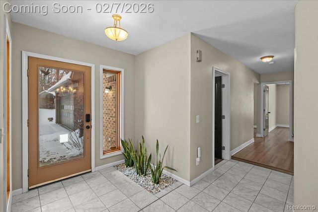 411 Rush Lake Road, Putnam Township, MI 48169